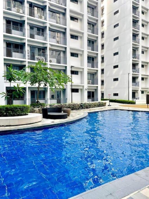 Fully Equipped 1Br Condo At Shore2 Near To Moa Manila Exterior foto